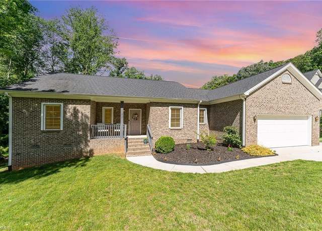 Property at 817 Jefferson Rd, Greensboro, NC 27410, 3 beds, 2.5 baths