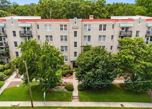 Property at 1013 N Elm St Unit C6, Greensboro, NC 27401, 2 beds, 1 bath