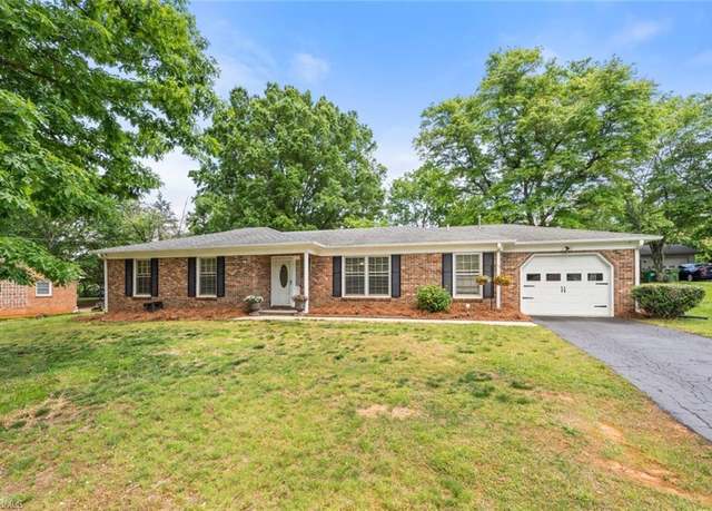 Property at 510 Hampton Dr, King, NC 27021, 3 beds, 2 baths