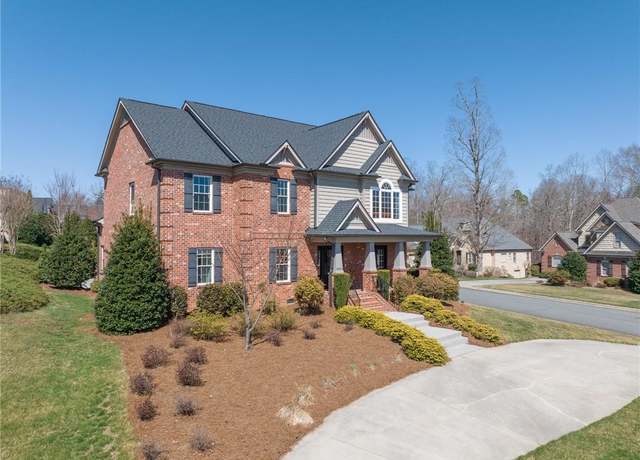 Property at 5004 Scotland Ct, Clemmons, NC 27012, 4 beds, 3.5 baths