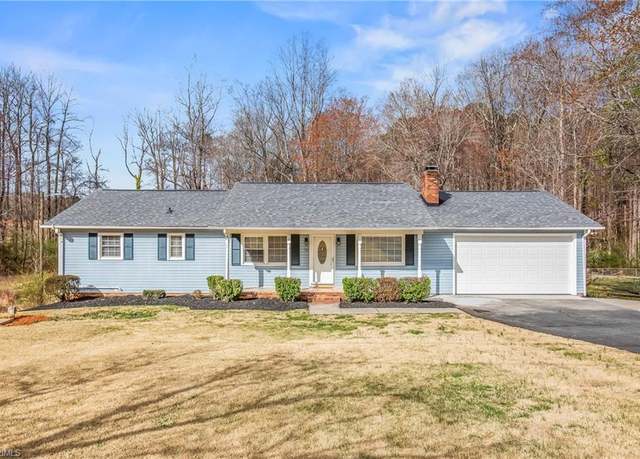 Property at 110 Roswell Dr, Kernersville, NC 27284, 3 beds, 3.5 baths