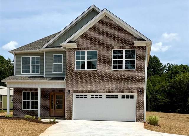 Property at 114 Danner Rd, Mocksville, NC 27028, 3 beds, 2.5 baths