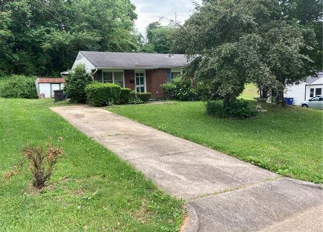 Property at 3924 Oak Ridge Dr, Winston-salem, NC 27105, 4 beds, 1.5 baths