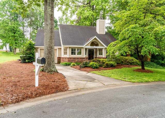 Property at 4607 Briargrove Ct, Greensboro, NC 27410, 2 beds, 2 baths