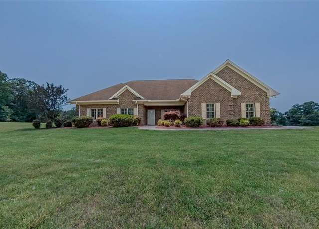 Property at 914 Bethlehem Church Rd, Eden, NC 27288, 3 beds, 2.5 baths