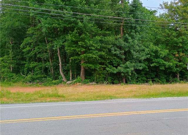 Property at 5118 Summit Ave, Greensboro, NC 27405