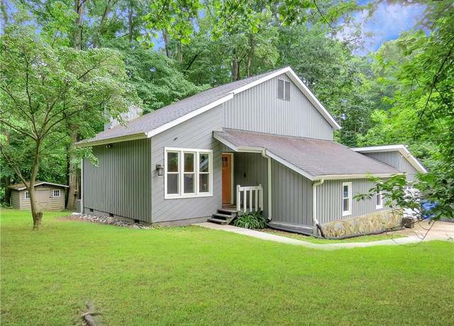 Property at 1205 Century Park Ave, Kernersville, NC 27284, 3 beds, 2 baths