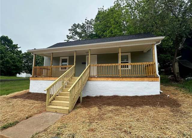 Property at 103 Cleveland Ave, Winston-salem, NC 27101, 3 beds, 2 baths