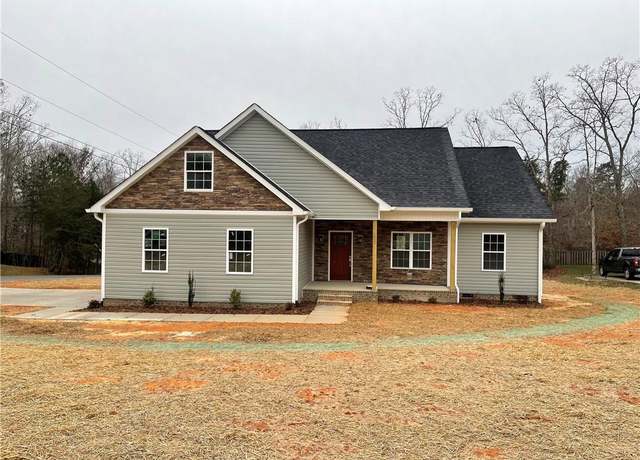 Property at 508 Woods Dr, Randleman, NC 27317, 3 beds, 2 baths