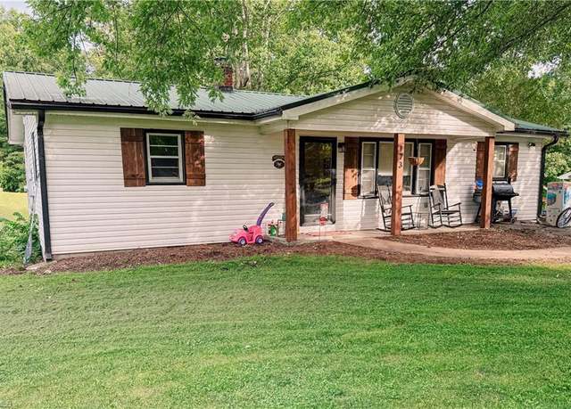 Property at 173 Olive St, Mount Airy, NC 27030, 3 beds, 1 bath