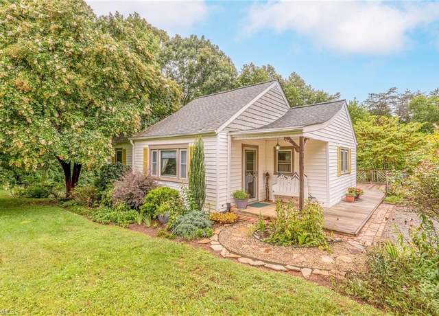 Property at 2176 Vienna Dozier Rd, Pfafftown, NC 27040, 2 beds, 1 bath