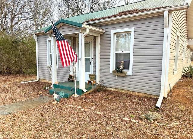 Property at 226 James Rd, Advance, NC 27006, 2 beds, 1 bath