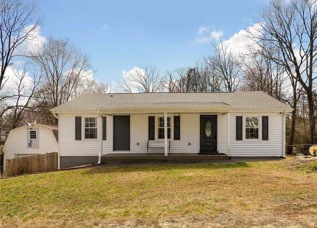 Property at 118 Knott St, Winston-salem, NC 27105, 3 beds, 2 baths