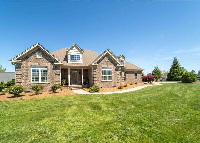 Property at 2181 Walnut Crossing Run, Yadkinville, NC 27055, 3 beds, 2.5 baths