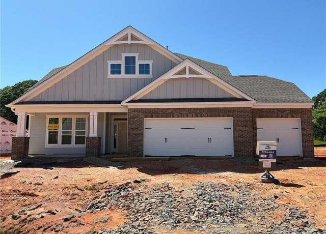 Property at 8117 Burberry Trl, Clemmons, NC 27012, 4 beds, 2.5 baths