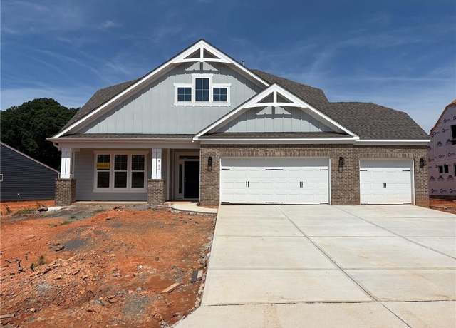 Property at 8117 Burberry Trl, Clemmons, NC 27012, 4 beds, 2.5 baths