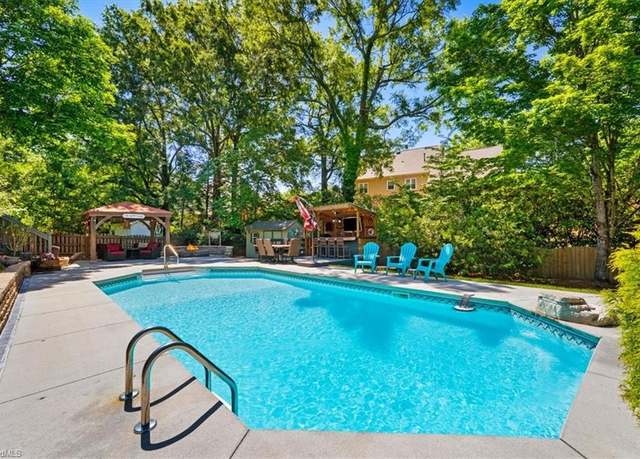 Property at 4802 Worchester Pl, Jamestown, NC 27282, 4 beds, 2.5 baths