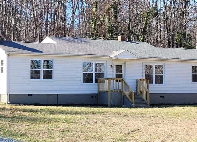 Property at 1473 Briarcliff Dr, Asheboro, NC 27205, 3 beds, 2.5 baths