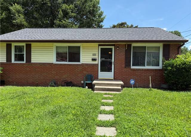 Property at 1611 Willow Rd, Greensboro, NC 27401, 3 beds, 5.5 baths