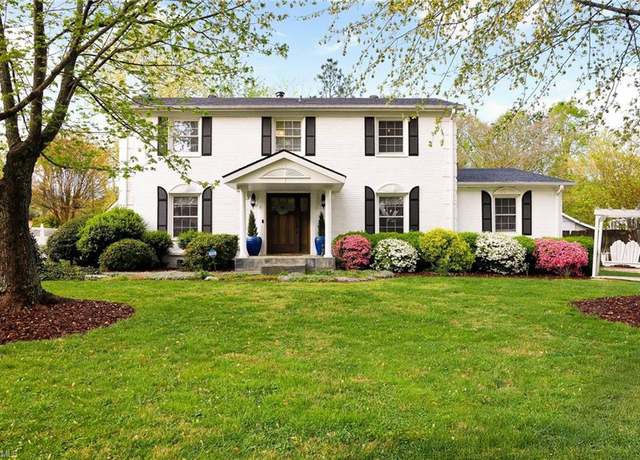 Property at 3425 Glouchester Ln, Greensboro, NC 27410, 5 beds, 3.5 baths