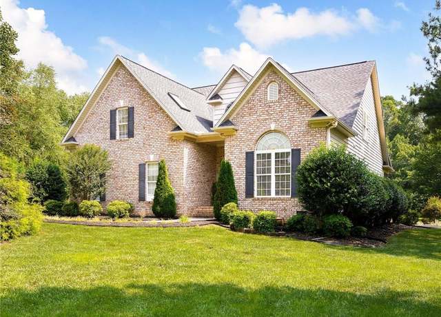 Property at 3602 Birdsong Ct, Summerfield, NC 27358, 4 beds, 3 baths