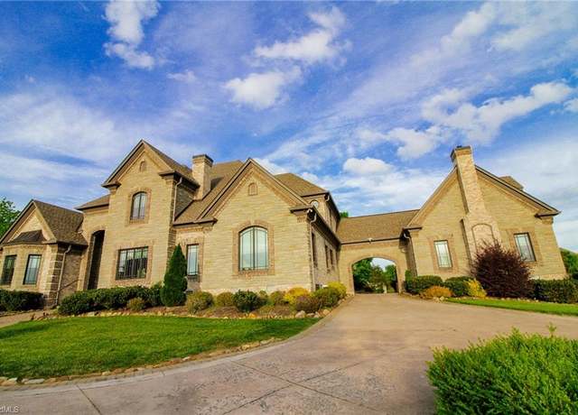 Property at 2719 Swan Lake Dr, High Point, NC 27262, 4 beds, 4.5 baths