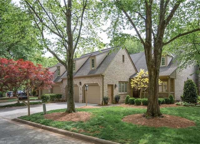 Property at 25 Lands End Dr, Greensboro, NC 27408, 3 beds, 2.5 baths