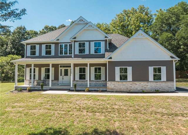 Property at 10265 N Nc Highway 150, Clemmons, NC 27012, 4 beds, 2.5 baths