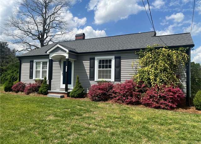 Property at 4713 Kernersville Rd, Kernersville, NC 27284, 2 beds, 1 bath
