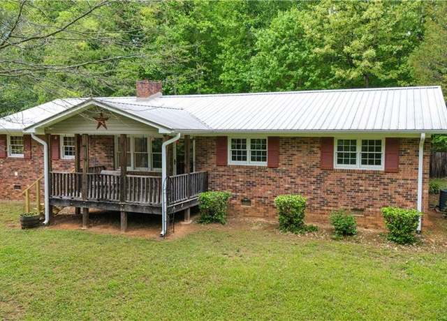 Property at 3999 Shannon Dr, Trinity, NC 27370, 3 beds, 2 baths