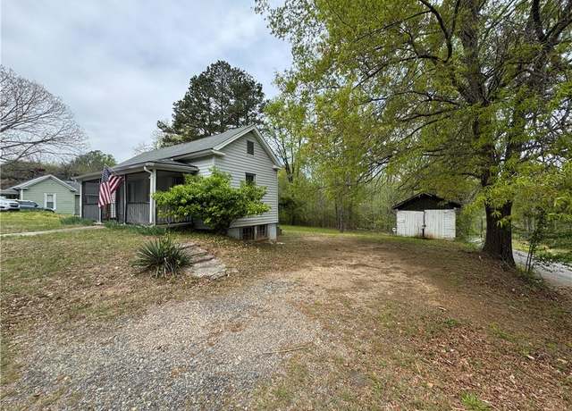 Property at 728 Davis St, Eden, NC 27288, 1 bed, 1 bath