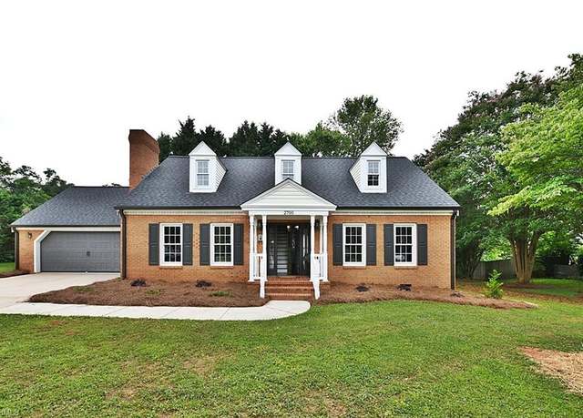 Property at 2700 Regency Dr, Winston-salem, NC 27106, 3 beds, 2.5 baths