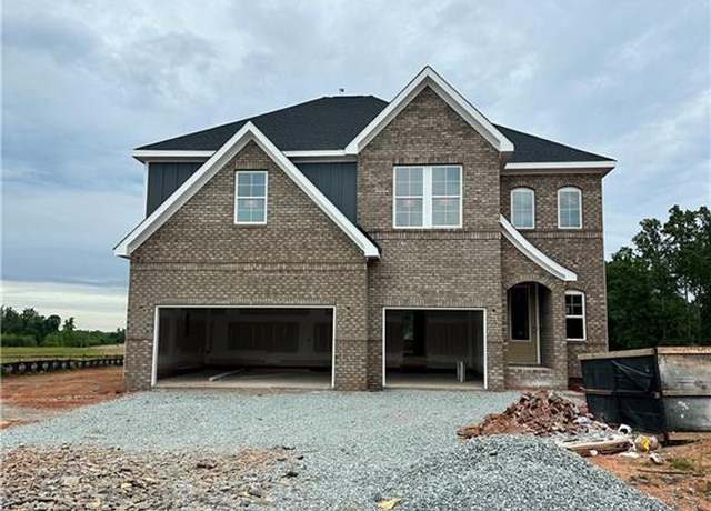Property at 8500 Lemur Ln, Summerfield, NC 27358, 4 beds, 3.5 baths