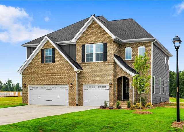 Property at 8500 Lemur Ln, Summerfield, NC 27358, 4 beds, 3.5 baths