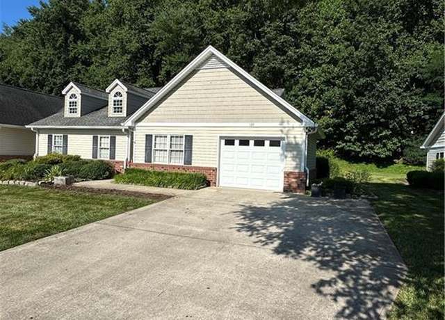 Property at 135 Plantation Place Ln, Mount Airy, NC 27030, 3 beds, 2 baths