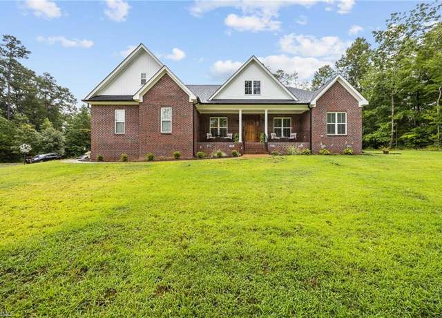 Property at 3601 Raccoon Run Dr, Burlington, NC 27215, 4 beds, 4.5 baths