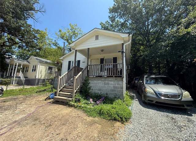 Property at 1211 Vance St, Greensboro, NC 27406, 3 beds, 1.5 baths