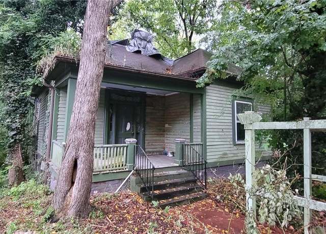 Property at 935 Carr St, Greensboro, NC 27403, 2 beds, 1.5 baths