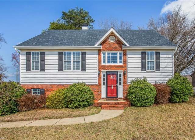 Property at 5895 Summer Trace Ln, Winston-salem, NC 27105, 3 beds, 2.5 baths