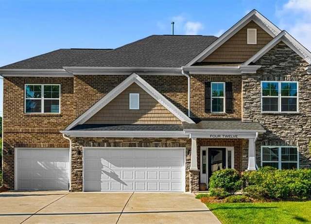 Property at 412 Freemont Dr, Thomasville, NC 27360, 4 beds, 2.5 baths