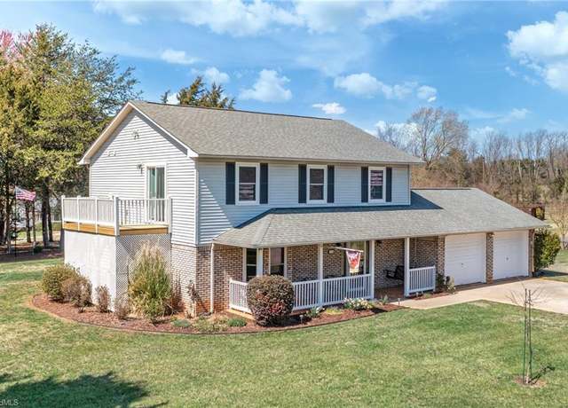 Property at 4705 Christian Cir, Walkertown, NC 27051, 4 beds, 2.5 baths