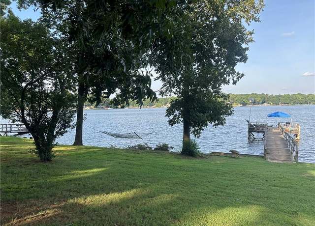 Property at 161 Doc Mccullock Rd, Lexington, NC 27292, 2 beds, 2 baths