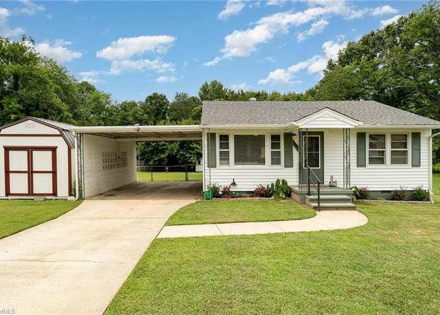 Property at 1607 Belmont St, Burlington, NC 27215, 2 beds, 1 bath