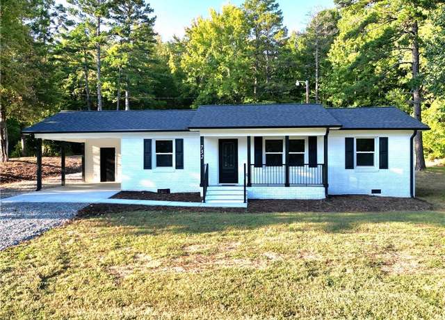 Property at 771 Cunningham Brick Yard Rd, Lexington, NC 27292, 3 beds, 2 baths