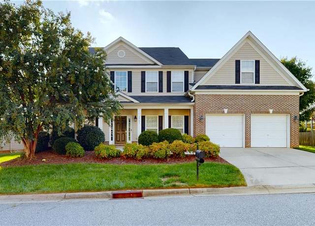 Property at 3547 Meadow Glen Ct, Clemmons, NC 27012, 5 beds, 3.5 baths