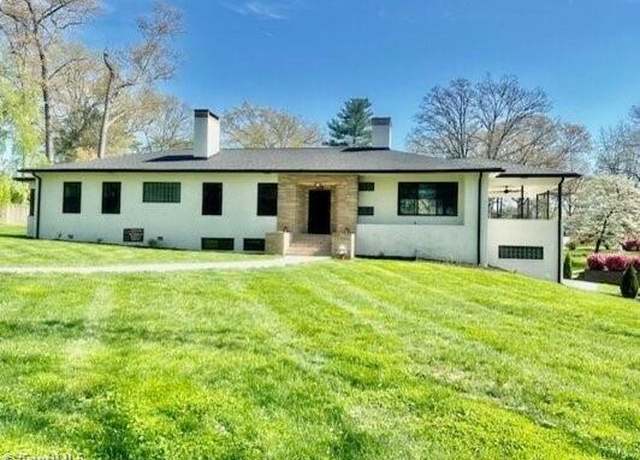 Property at 109 Grace St, Mount Airy, NC 27030, 4 beds, 5 baths