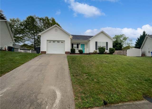 Property at 582 Bost Xing, Kernersville, NC 27284, 3 beds, 2 baths