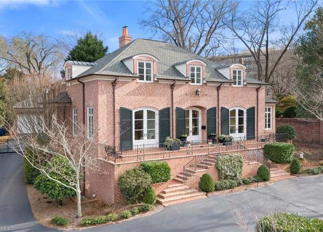 Property at 1984 Runnymede Rd, Winston-salem, NC 27104, 4 beds, 4.5 baths