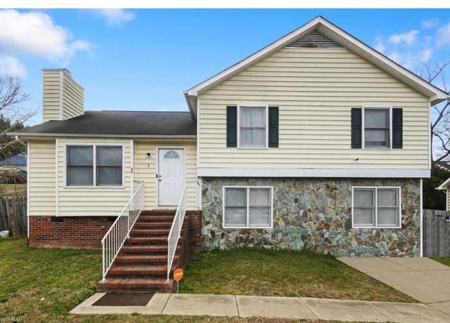 Property at 8 Charity Ct, Greensboro, NC 27401, 4 beds, 2 baths