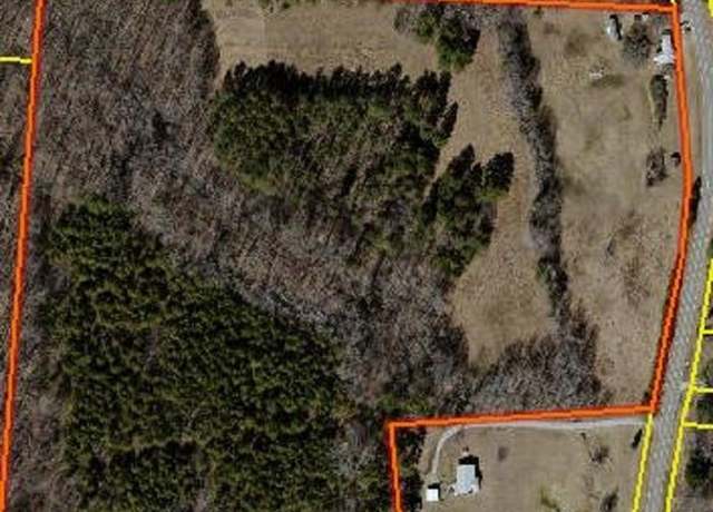 Property at 257 Willowlake Rd, Greensboro, NC 27405